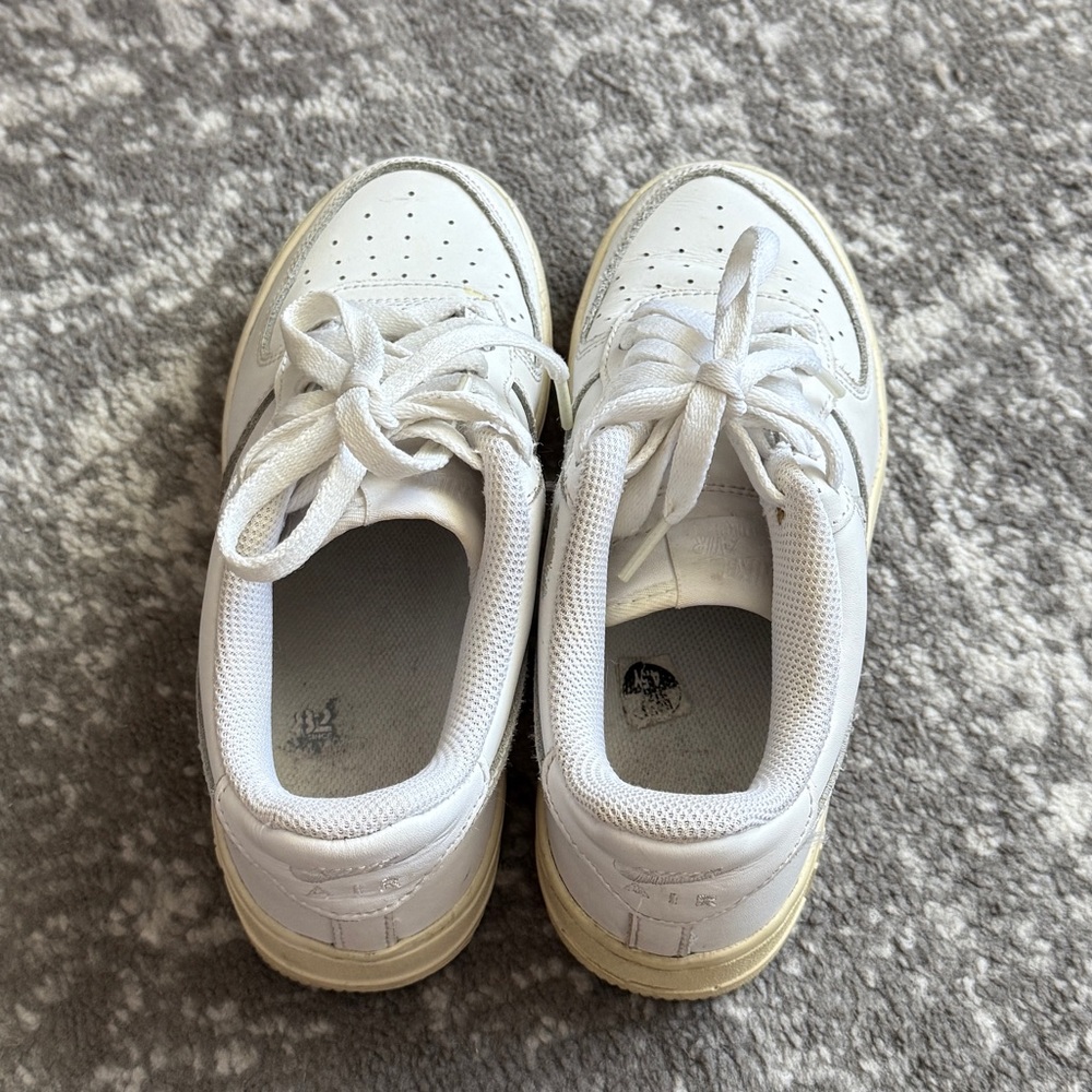 Nike White Air Force 1 Sneakers Size 4.5 Y - Picture 9 of 9